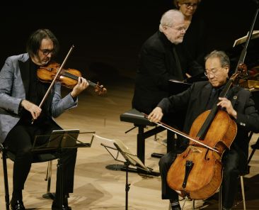 Konzert dem Geiger Leonidas Kavakos , dem Cellisten Yo - Yo Ma und dem Pianisten Emanuel Ax der Dresdner Musikfestspiele am 02.09.2024 im Kulturpalast in Dresden . Foto: Oliver Killig